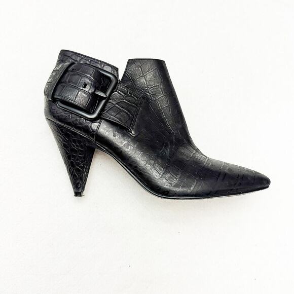 Sigerson Morrison Fifi Black Cone Heel Ankle Bootie Buckle Detail Size 9.5 - Picture 4 of 5